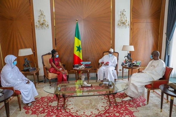 Education nationale: Diary Sow, 2 fois meilleure élève du Sénégal reçue par le Président Macky Sall