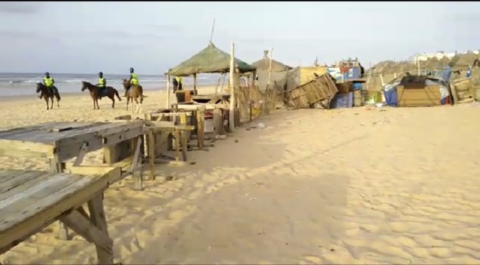 {Photo} Covid-19 : Le visage de la plage de Yoff-Bceao, 24h après les nouvelles restrictions.