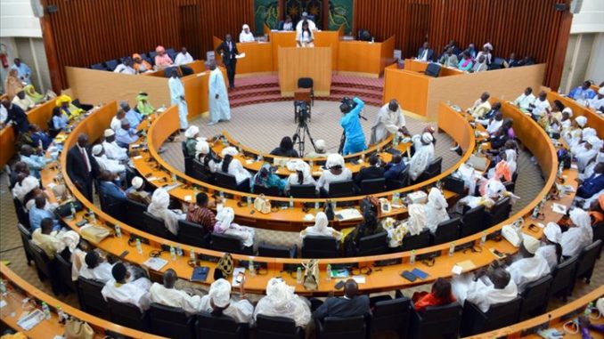 Emigration clandestine: Néné Fatoumata Tall appelle les députés à criminaliser les réseaux de passeurs