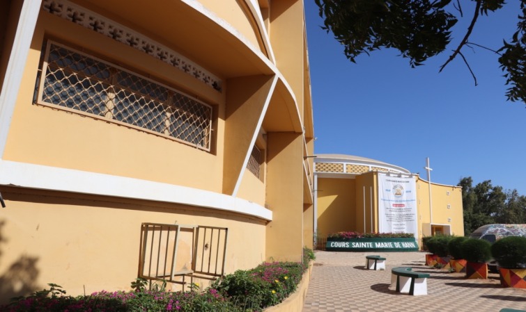 LE COURS SAINTE-MARIE DE HANN DÉCHIRE LE DECRET PRÉSIDENTIEL