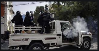 INTERDISANT UNE MANIFESTATION A BENE BARAQUE : Des policiers de la brigade de recherche attaqués avec des jets de pierres