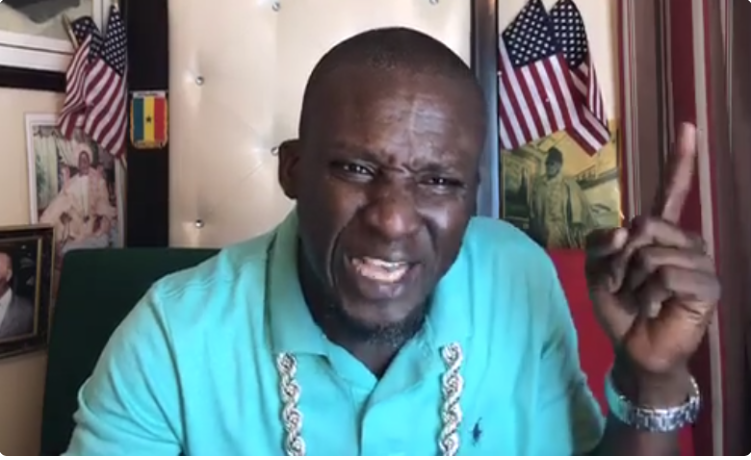 SON COCKTAIL D'INJURES SERVI AU TRIBUNAL CORRECTIONNEL À TRAVERS SON LIVE : Assane Diouf présente ses plates excuses au tribunal et promet au juge Maguette Diop d'arrêter d’insulter