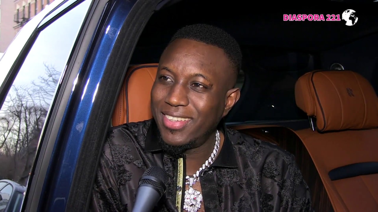 25 bourses à des étudiants, 25.000 dollards par édifice religieux aux USA: Mo Gatesd subventionne à tout-va et dit être victime de blocage pour investir dans son propre pays