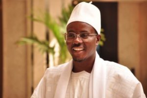 Vaccination à Touba : Serigne Bassirou Mbacké Abdou khadre prend sa dose