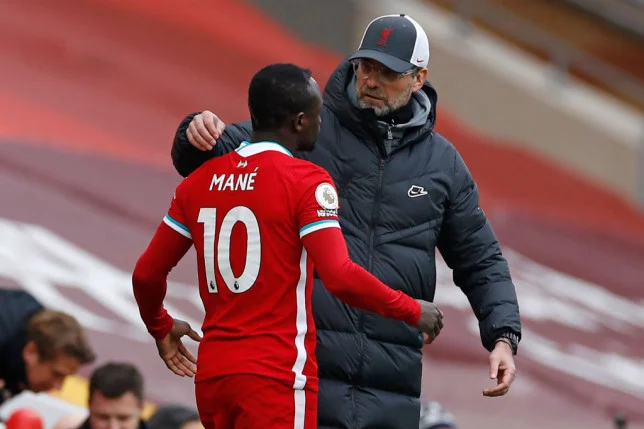 APRÈS SON COUP DE COLÈRE: Mané s’est excusé auprès de Klopp