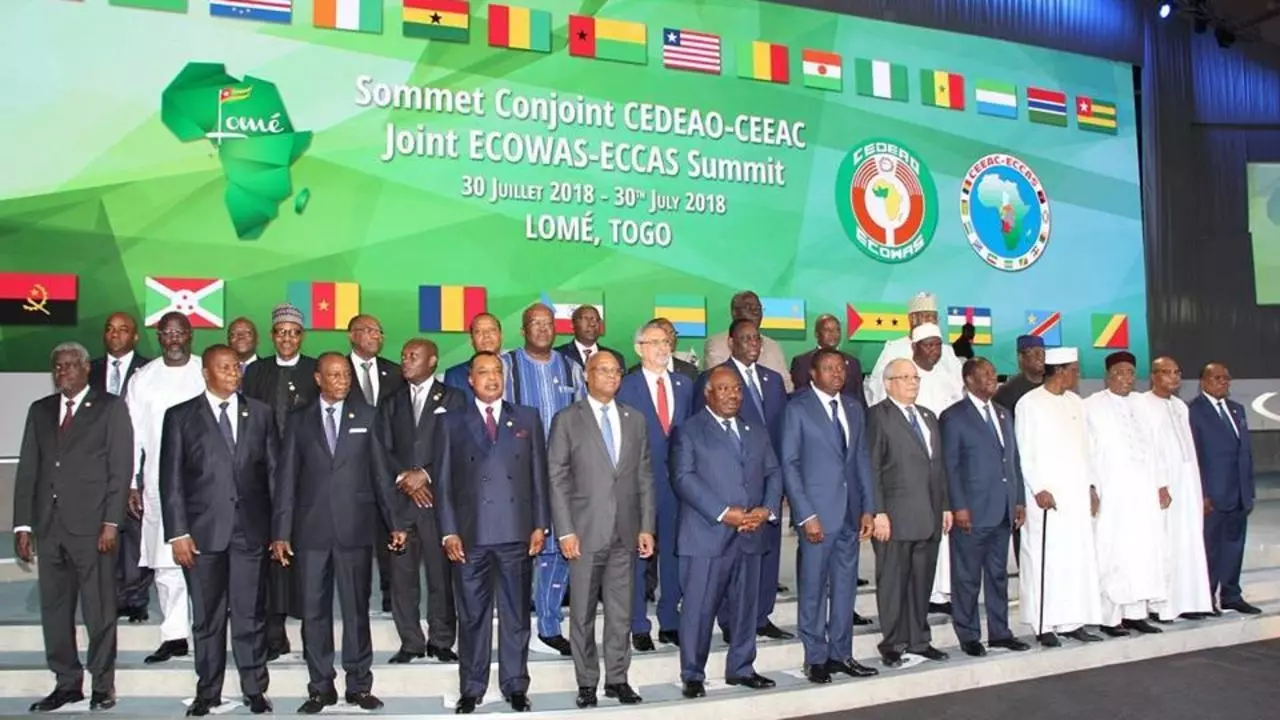 RAPPORT SUR LA SURVEILLANCE MULTILATERALE AU SEIN DE LA CEDEAO: Le déficit budgétaire estimé à 902,9 milliards au 4e trimestre 2020 alors que la situation monétaire s’est consolidée de 702,2 milliards