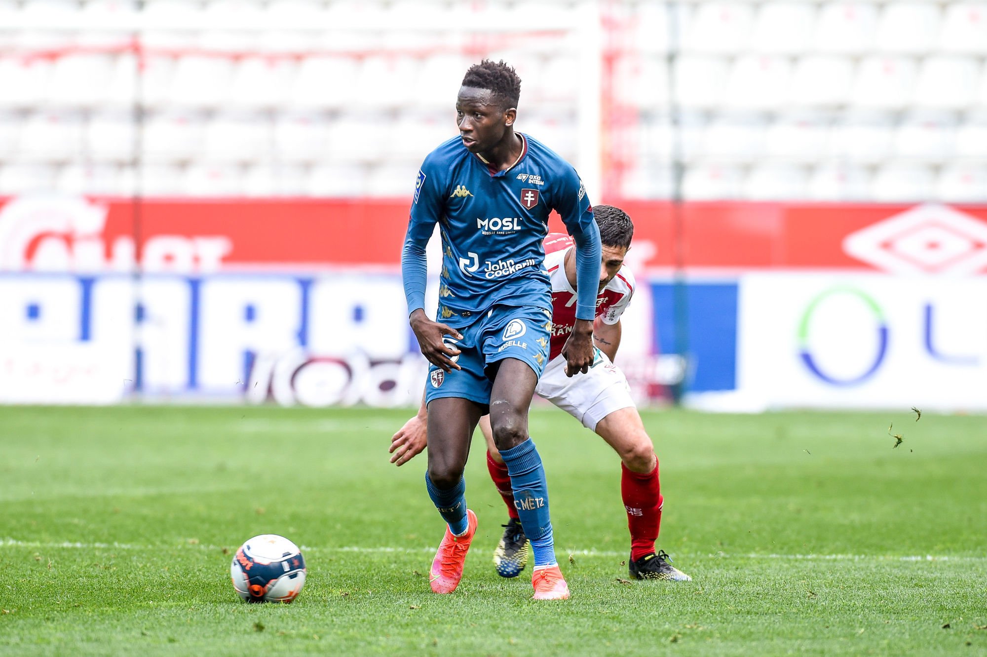 OL, Monaco, Nice, Chelsea, Manchester United… veulent tous  Pape Matar Sarr !