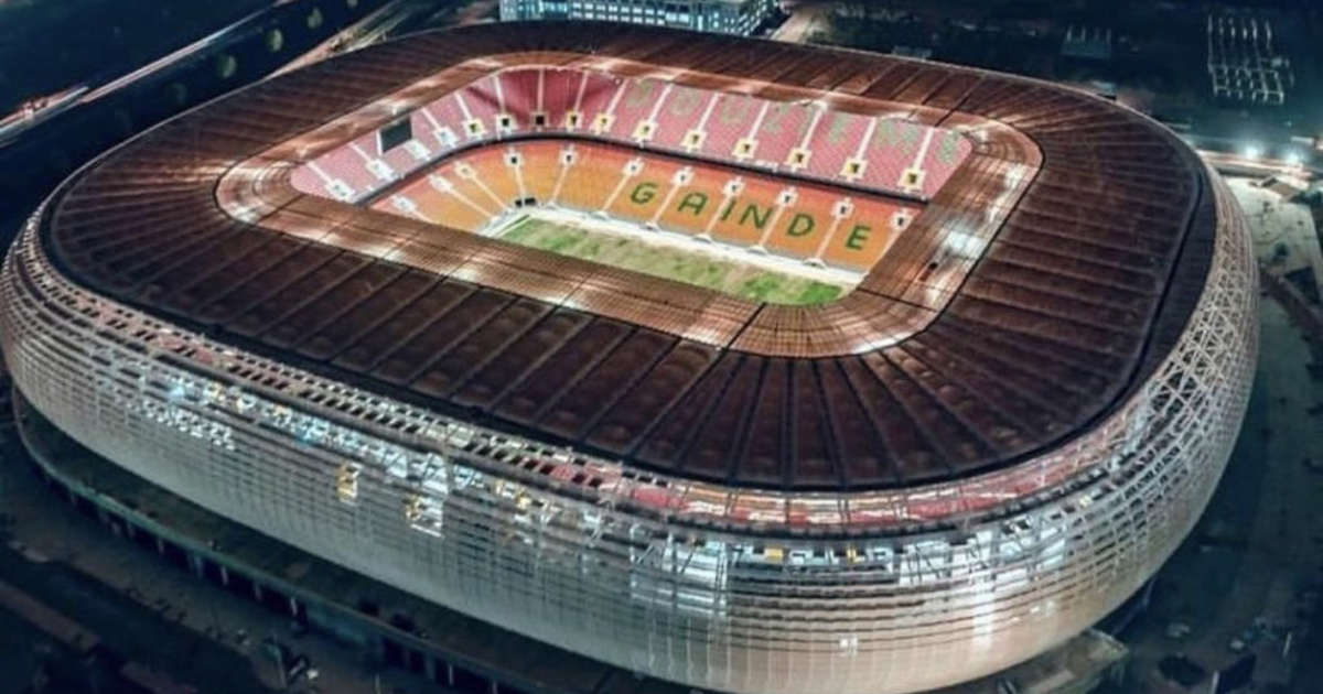 Inauguration stade du Sénégal : les anciens internationaux sénégalais lésés menacent de boycotter