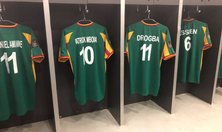 24 légendes africaines du foot à Dakar