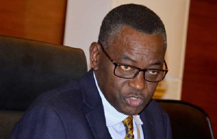 EXAMEN DES DIFFERENTS RAPPORTS PRODUITS PAR LES MEDIATEURS DE LA REPUBLIQUE 64,5% des réclamations ont abouti à la satisfaction en 2010 contre 73,5% en 2011 ; entre 2013 et 2017, 1628 citoyens ont saisi l’Institution