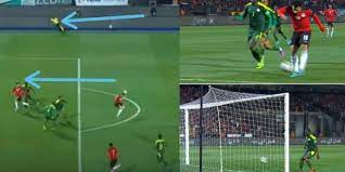 BARRAGES MONDIAL 2022 : L’ARBITRE DE TOUCHE EN RETARD :Le but de l’Égypte, un hors-jeu flagrant