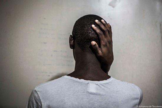 ACTE CONTRE-NATURE, PROSTITUTION... :12 jeunes interpellés dans un appartement où ils entretenaient des rapports sexuels la veille de la Korité