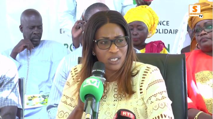 ZAHRA IYANE THIAM SUR LE CONCERT DE CASSEROLES DE OUSMANE SONKO:  «Cela prouve que le seul programme qu’ils ont, c’est de prendre les casseroles et de taper dessus»