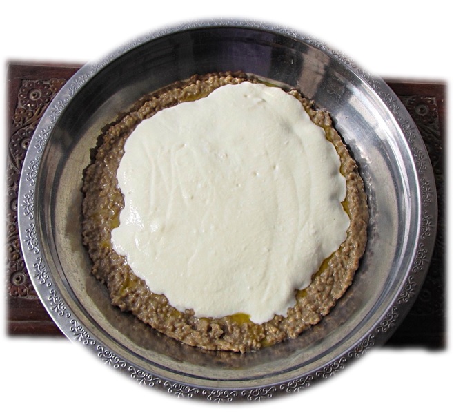 FURIEUSE PARCE QU'ON NE LUI A PAS SERVI DU «LAAX»: La vieille de 61 ans Mbène Ndao reçoit d'Aïssatou Dème un coup de marmite qui lui fait perdre deux dents