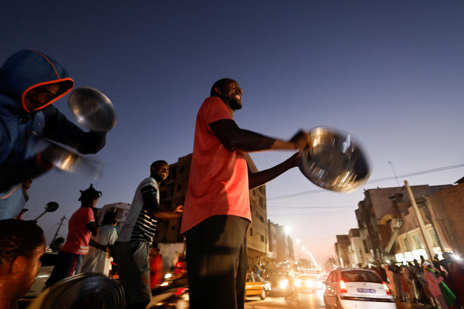 Au Senegal :Concert de casseroles
