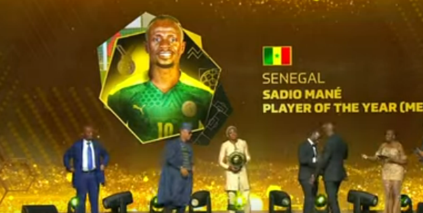 Sadio Mané rend les honneurs à Dioufy et Fadiga