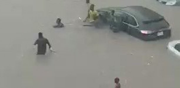 [Vidéo] Orage et inondations : Scènes ‘’apocalyptiques’’ à Dakar,un automobiliste perd la vie dans les eaux