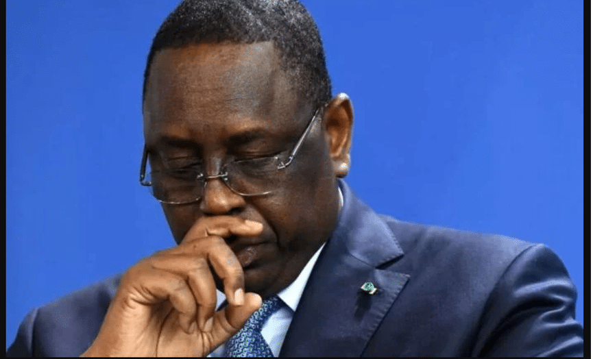 Macky Sall rend hommage à Vava