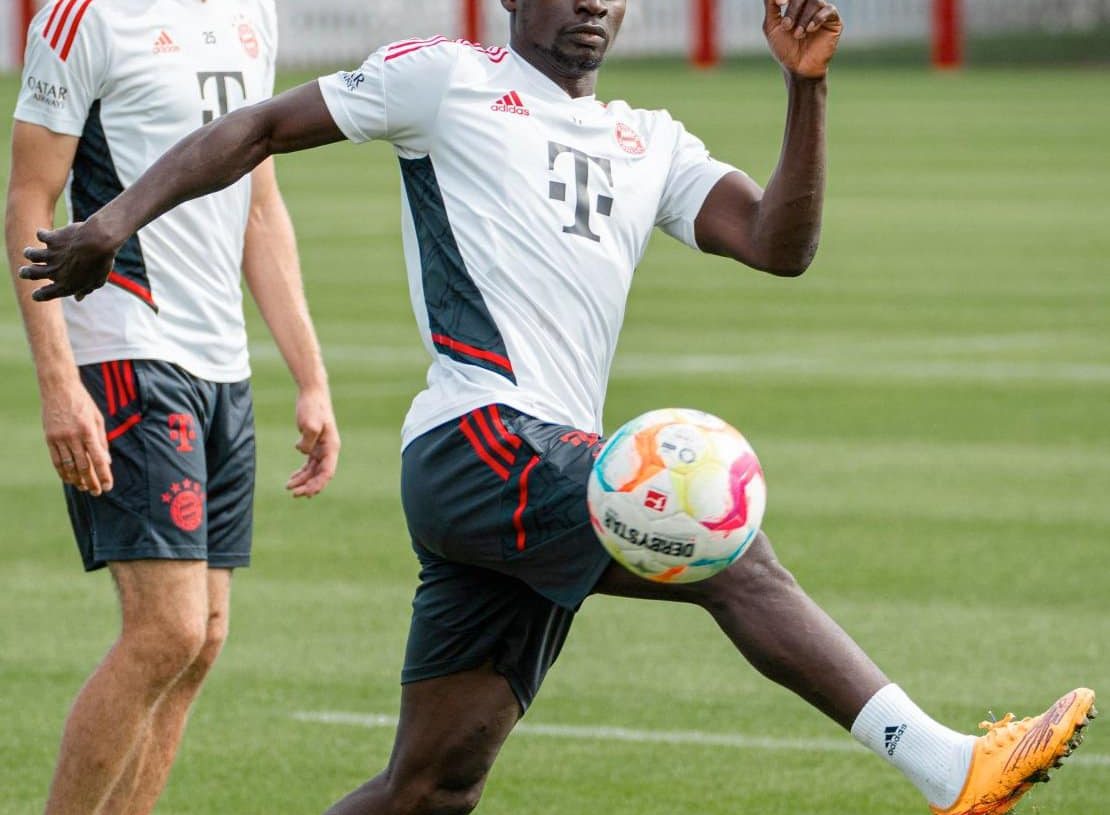 APRES SON SUCCES AU BALLON D’OR 2022:  Sadio Mané bien accueilli par ses coéquipiers bavarois