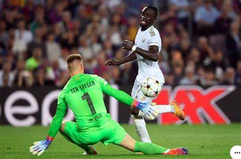 FER DE LANCE DE L'ATTAQUE DU BAYERN :Sadio Mané domine les statistiques