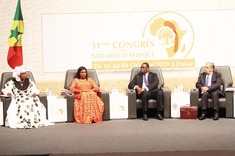 Les notaires en croisade contre les faux documents