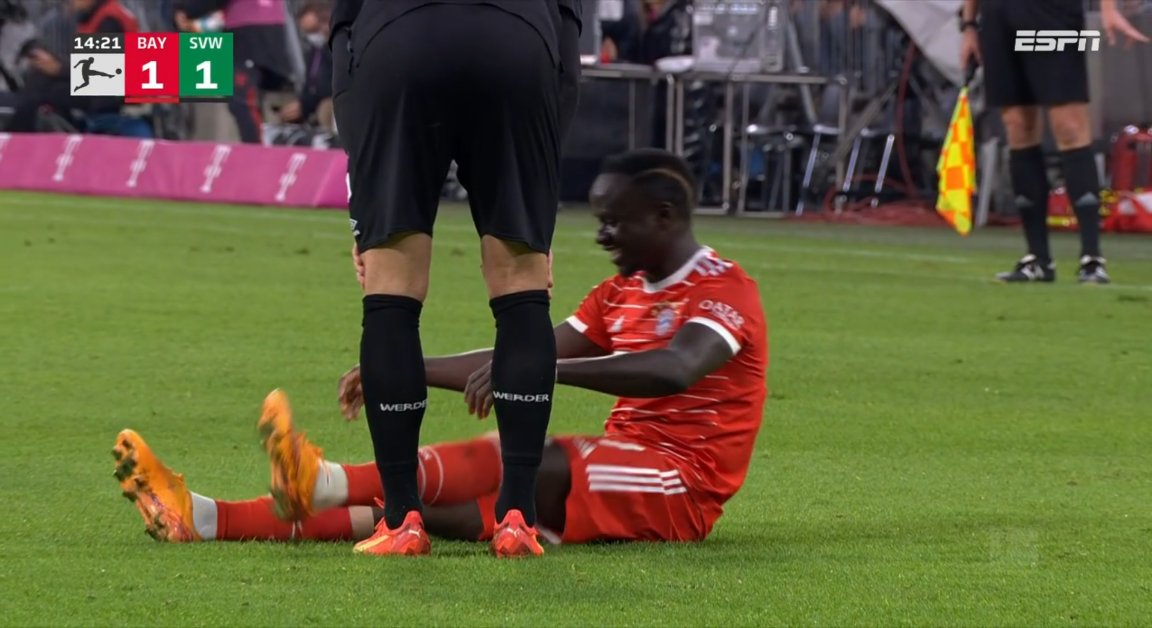 SORTI SUR BLESSURE :Sadio Mané inquiète à 12 jours de la Coupe du monde
