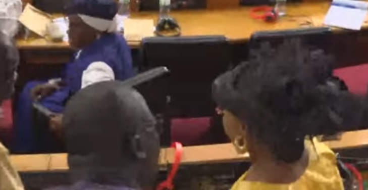 Clash entre le député Ismaïla Diallo de Yewwi et Mame Diarra Fam