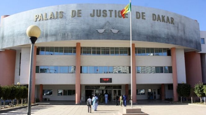 POUR ABUS DE CONFIANCE  :Zaki Sow en route pour Rebeuss pour avoir «escroqué» 5 milliards à Abdoulaye Sylla, le patron de Ecotra