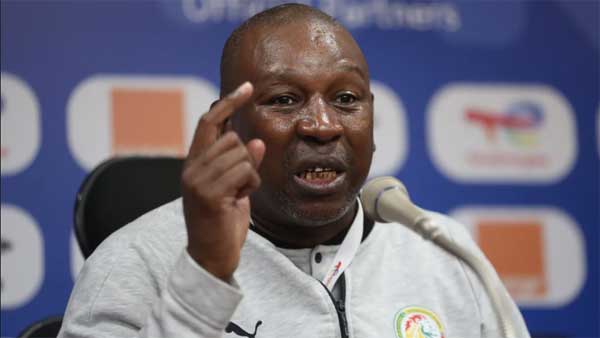 MALICK DAF, SÉLECTIONNEUR DES LIONCEAUX :«J'oublie ce trophée et je fais focus déjà sur la Coupe du monde»