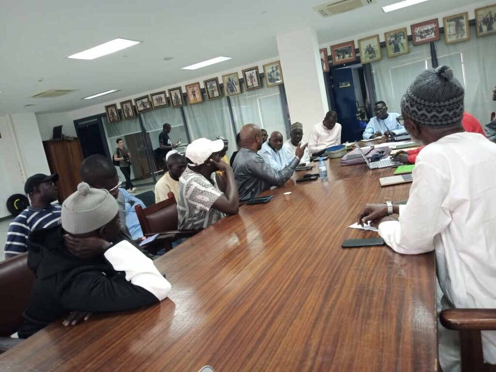 RÉUNION AVEC LES ACTEURS DE LA LUTTE  :Le Cng autorise à nouveau les face à face mais fixe des conditions