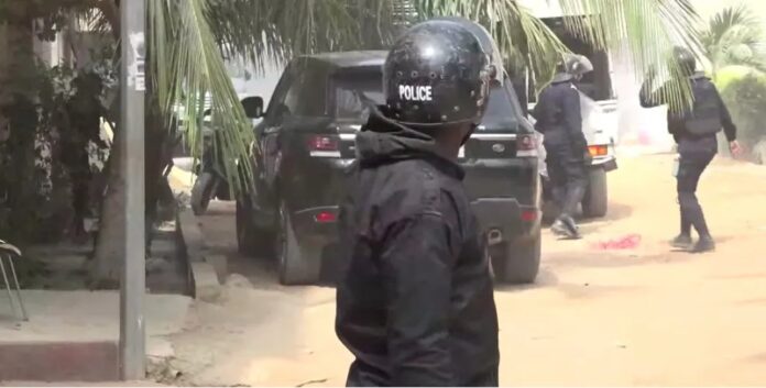 VIOLENTS AFFRONTEMENTS A ZIGUINCHOR: Le ministre de l’Intérieur confirme le décès du policier et lui rend hommage