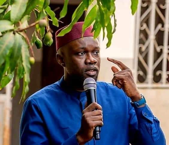 APRES DIX JOURS A ZIGUINCHOR :Sonko lève le dispositif, gonfle les jeunes à bloc et leur donne rendez-vous à Dakar pour l’ultime combat contre Macky Sall