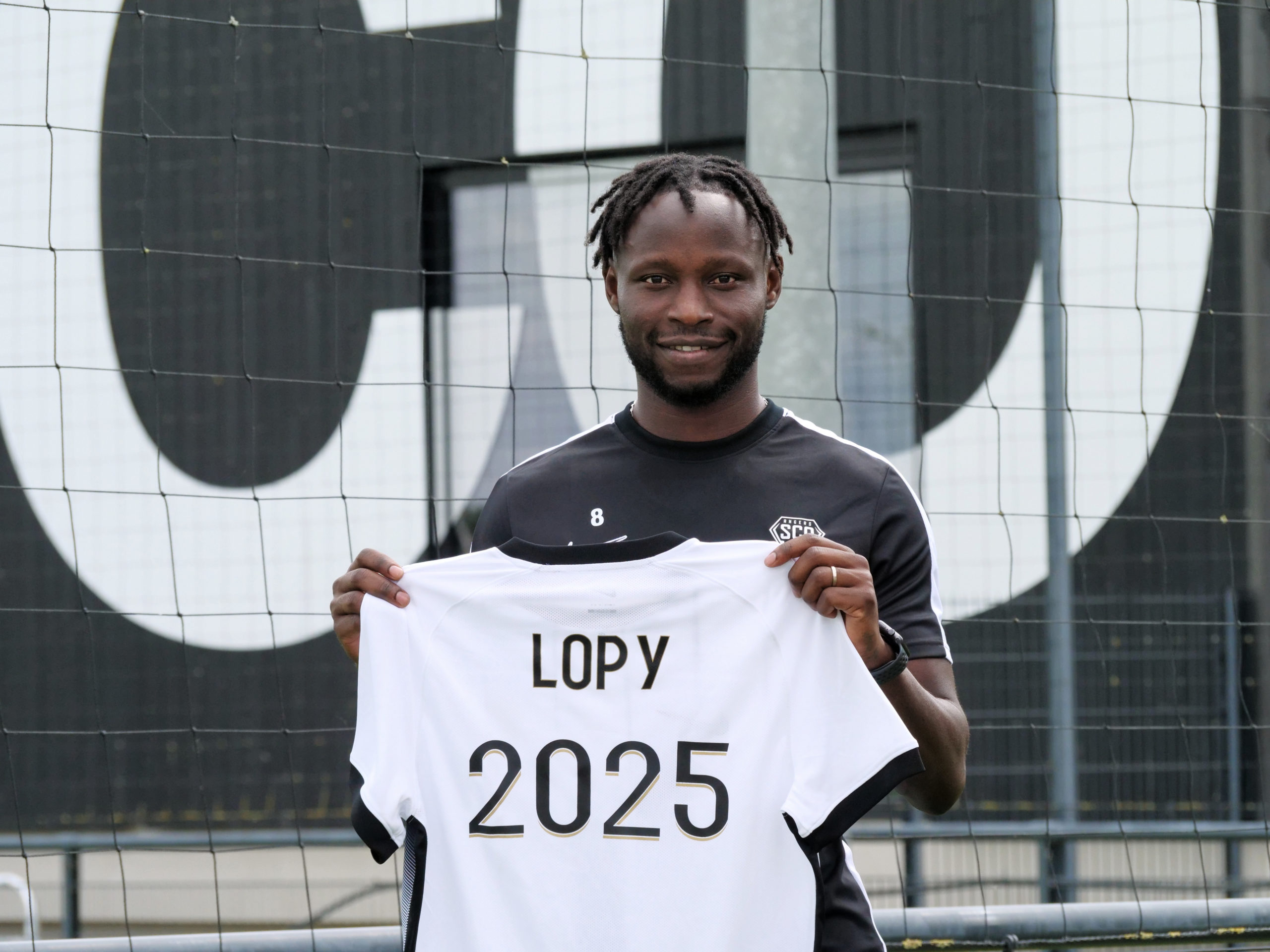 EN FIN DE CONTRAT AVEC NÎMES : Joseph Lopy signe à Angers SCO