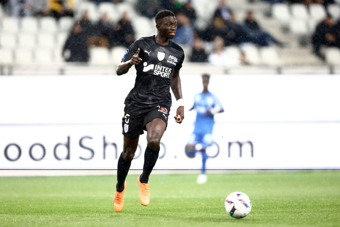 CONTRE UN CHÈQUE DE 7,5 MILLIONS D’EUROS : Formose Mendy quitte Amiens pour le FC Lorient