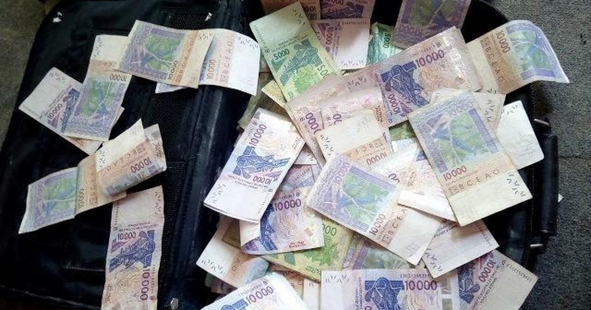 DETOURNEMENT DE 95.988.000 F CFA A KEUR MASSAR : Il bouffe l’argent de la friperie et crie au vol dans son magasin