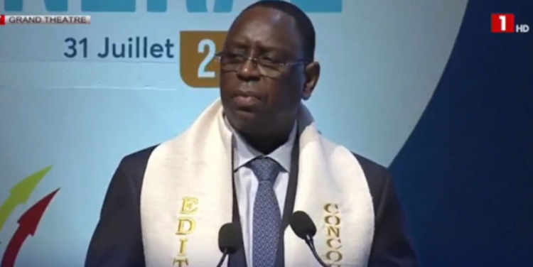 Remise des Prix aux lauréats du Concours général: " C’est très grave qu’un enseignant, censé être un éducateur, abuse de l’ascendance et de l’autorité qu’il a sur ses élèves...( Macky Sall).
