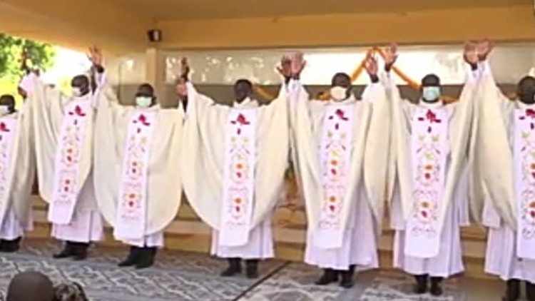 Conclave : plus de deux cents (200) prêtres attendus à Dakar