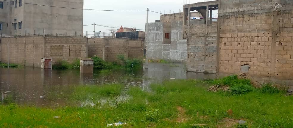 INONDATIONS À LA CITÉ NOUVEL HORIZON (ARNH) : La Sedima accusée de bloquer l’exutoire des eaux pluviales