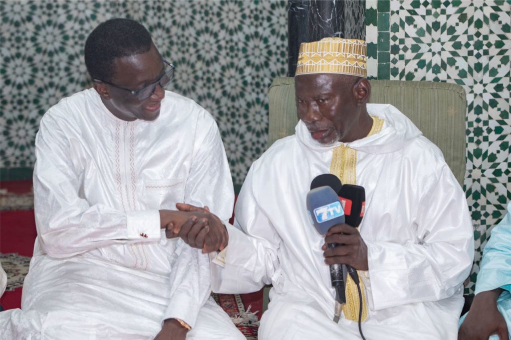 TOURNÉE AUPRÈS DES CHEFS RELIGIEUX ET COUTUMIERS DE DAKAR CE WEEKEND : Amadou Bâ courtise la communauté léboue et se présente comme le candidat des Dakarois