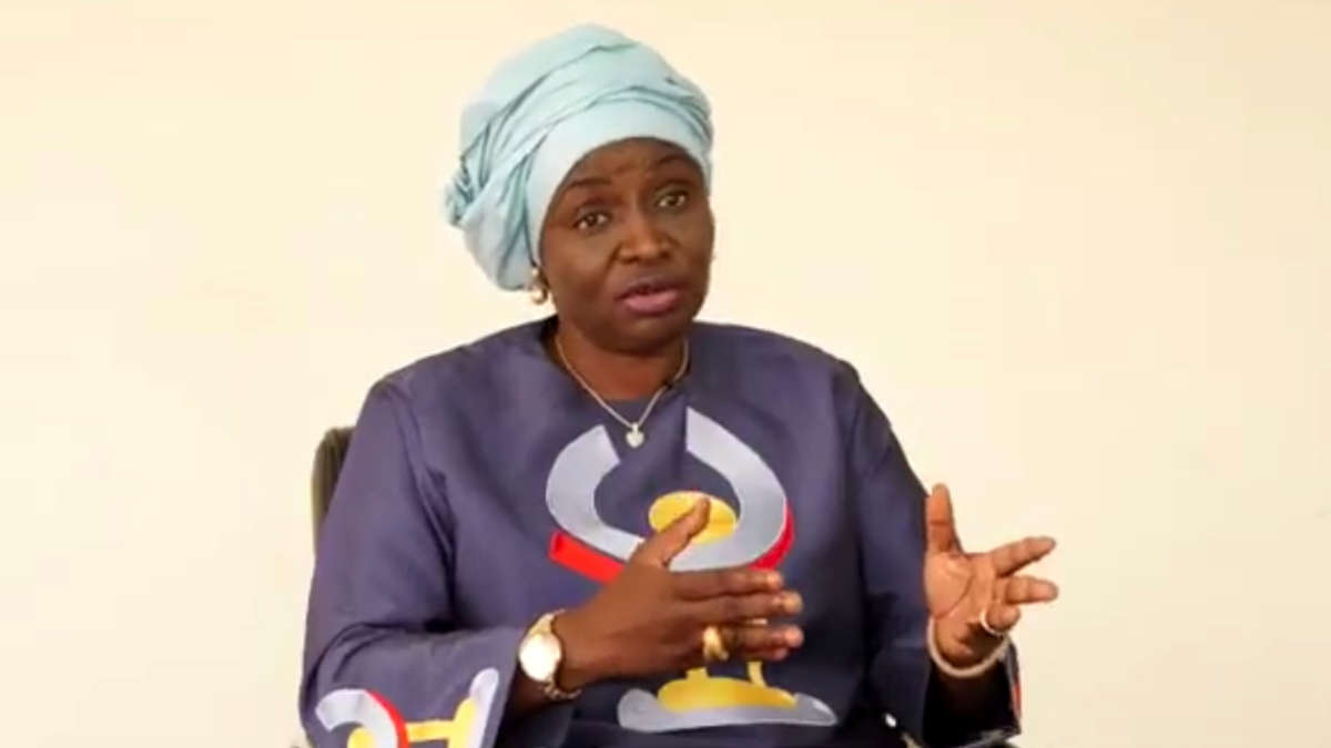 INFLATION, EMIGRATION CLANDESTINE, DGE ET JUSTICE : Aminata Touré met au banc des accusés Macky Sall et Amadou Bâ, puis savonne Thiendella Fall