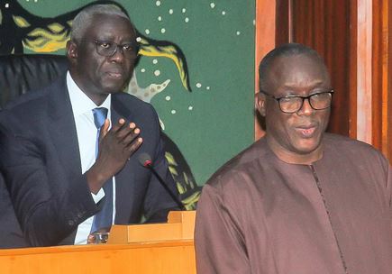 ADOPTION DU BUDGET DU MINISTERE DE L'EDUCATION NATIONALE : Le déficit d’enseignants et les abris provisoires occupent les débats