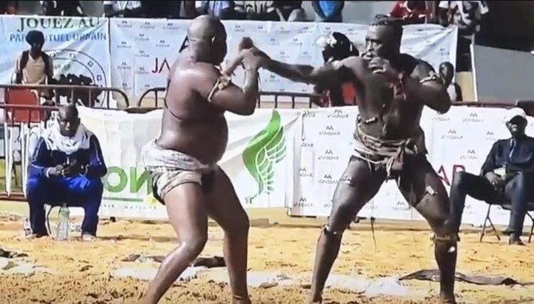 POUR RETARD, SURPLUS D’ACCOMPAGNANTS, DÉPASSEMENT DE TEMPS DE PRÉPARATION MYSTIQUE… :Lac 2 et Siteu perdent respectivement 2.300.000 F Cfa et 1.200.000 F Cfa