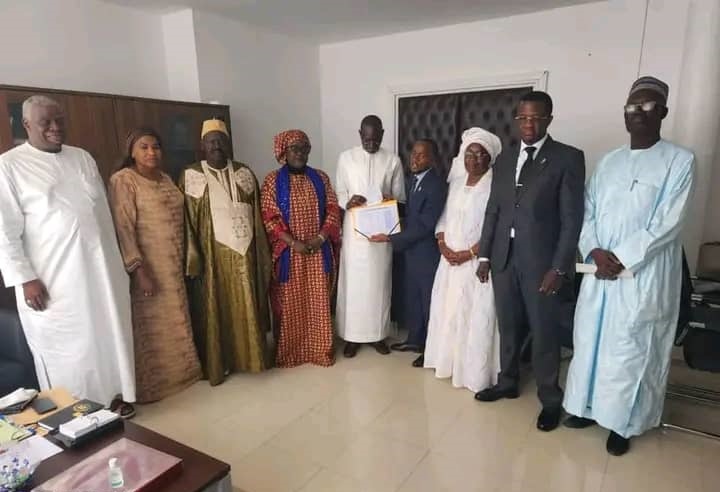 Parrainages pour Amadou Ba : les députés de la majorité ont remis leur lot