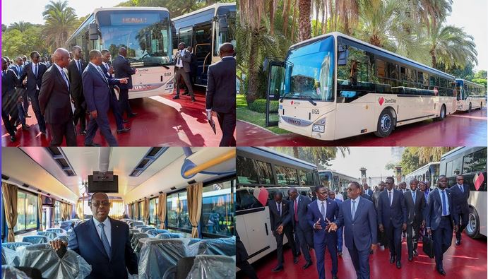LE PARC DE DAKAR DEM DIKK GONFLE : Macky Sall réceptionne en fanfare 370 nouveaux bus d’une valeur de près de 40 milliards devant les grilles du Palais