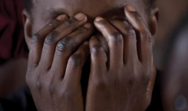 IL SE PROPOSE D'AIDER LA MINEURE DE 16 ANS QUI AVAIT DES LACUNES EN MATHÉMATIQUES : Mouhamadou Ngoma Ndiaye, pour l'appâter et coucher avec elle, lui envoie des vidéos pornographiques et des messages érotiques