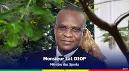 Lat Diop bombarde notre confrère Mbaye Jacques Diop Conseiller Technique N1