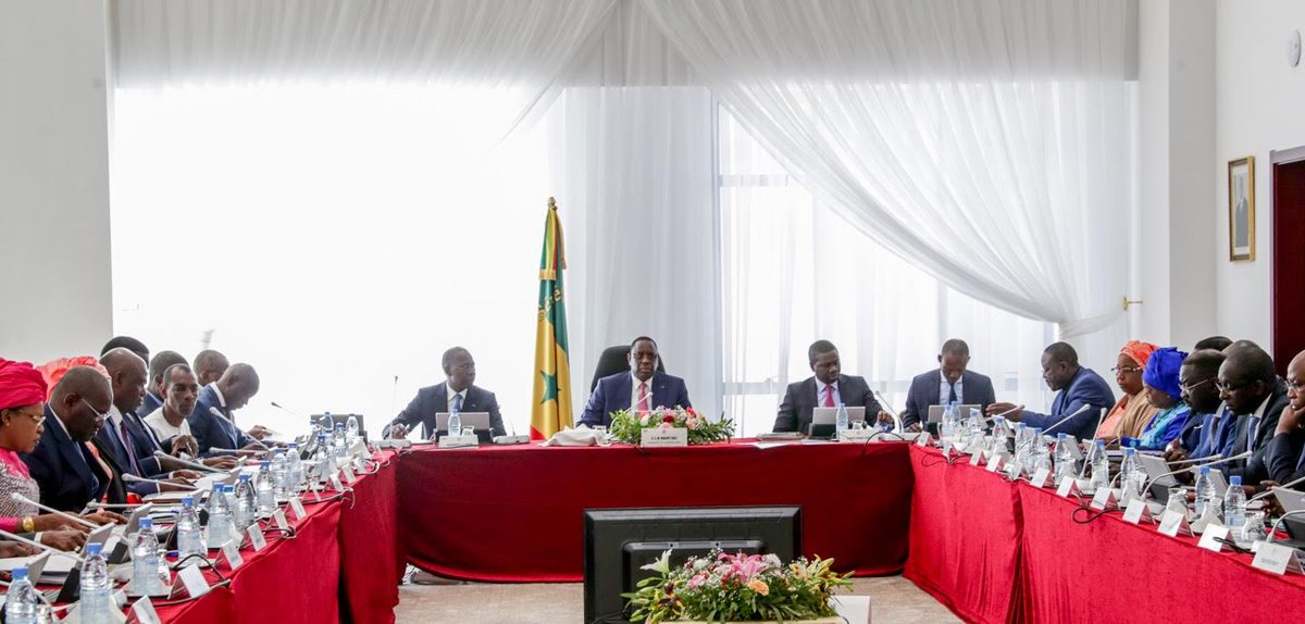 CONSEIL DES MINISTRES : Macky Sall invite le Premier ministre à faire le bilan social de l’action gouvernementale