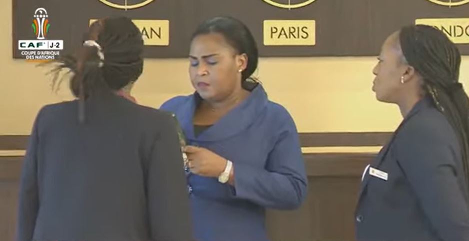 LES LOGEMENTS EXCEPTIONNELS DES LIONS, LE BRANDING SENEGALAIS, LA COHABITATION AVEC LES CAMEROUNAIS : Immersion dans la tanière des Lions