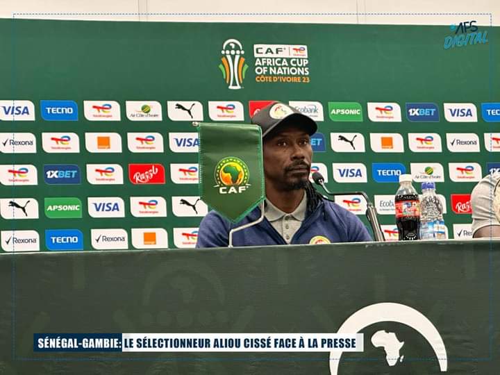 ALIOU CISSE SUR LA CONSTANCE DE L'ÉQUIPE NATIONALE : "Une équipe, c’est faire son histoire dans la douleur, dans le bonheur, dans les moments difficiles et les moments de gloire..."