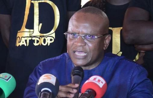 SUITE A LA DEFAITE DU SENEGAL EN HUITIEMES DE FINALE FACE A LA COTE D’IVOIRE : Le ministre des Sports, Lat Diop, encourage les Lions